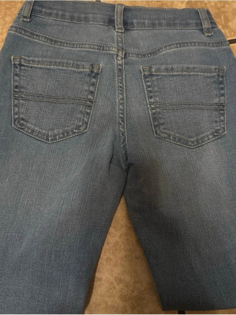 Kids children’s Place Straight-Leg Jeans in Medium Blue Wash size 7
